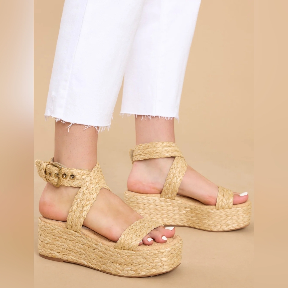 Dolce Vita Darby Sandels Tan Size 7 New NWB